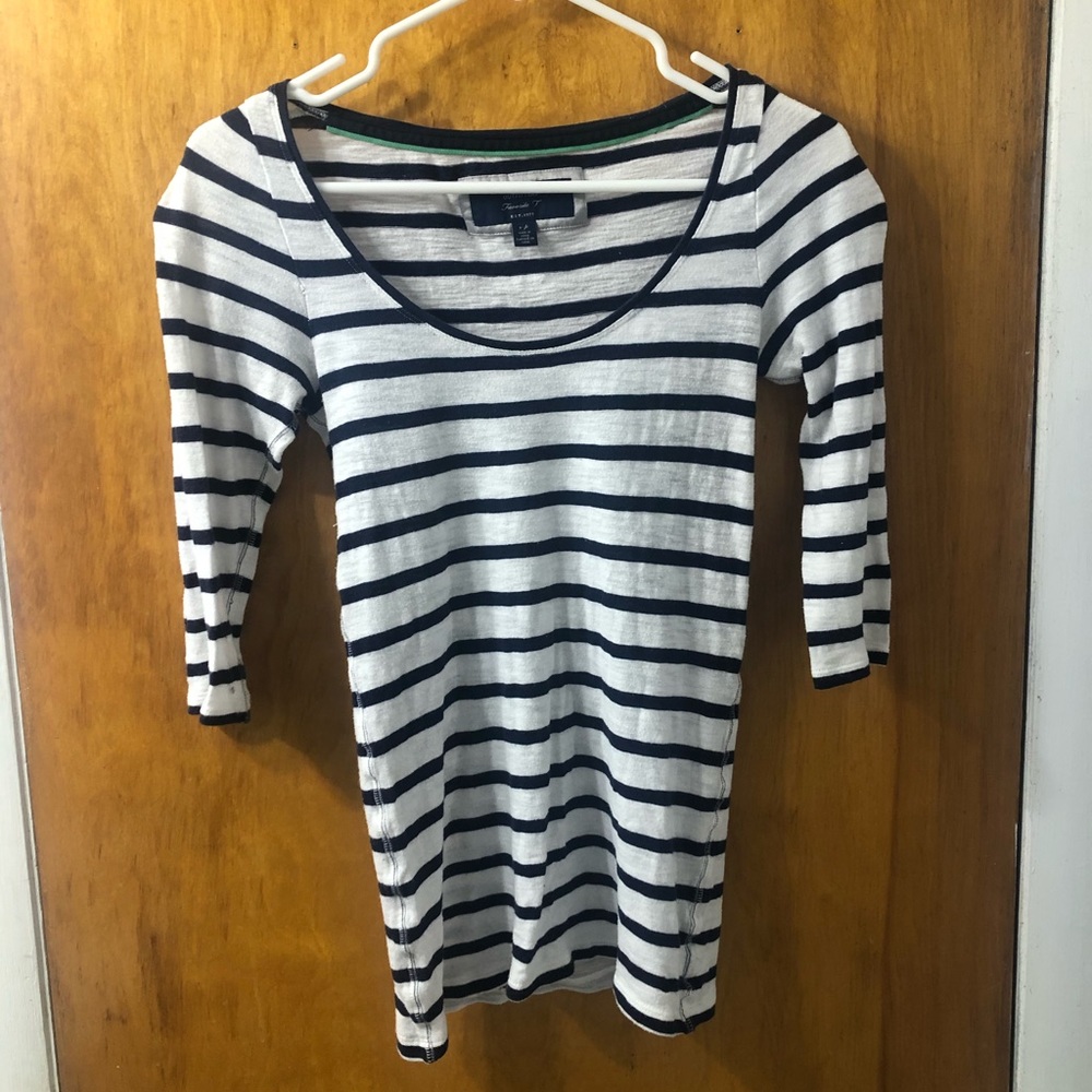 American Eagle striped quarter sleeve top
